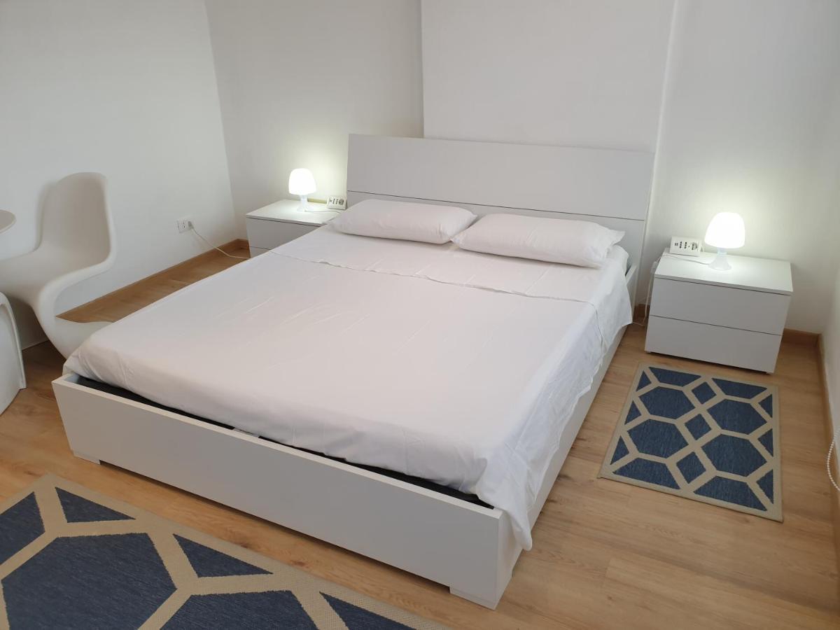 Central City Rooms Olbia Luaran gambar